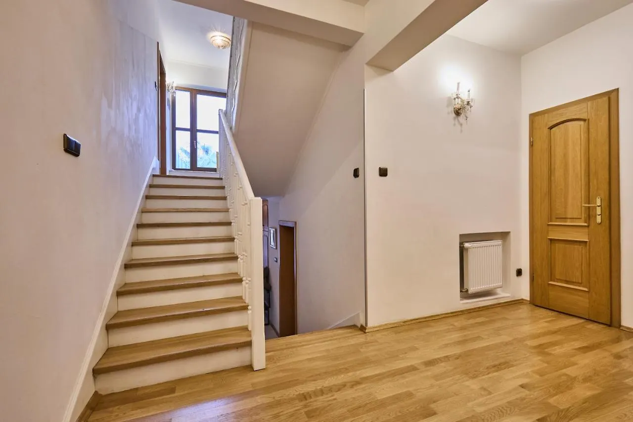 *The Little Castle* With Heated Pool And Sauna Villa Prága