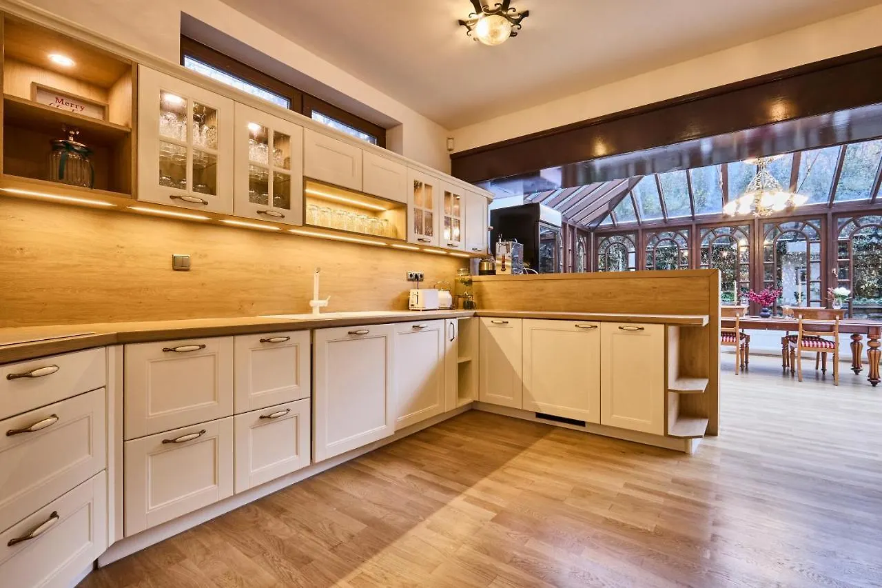 *The Little Castle* With Heated Pool And Sauna Villa Prága Csehország